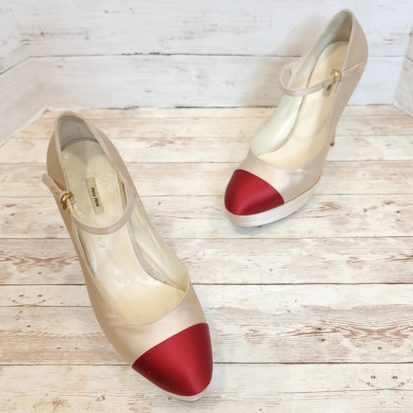Miu Miu champagne satin platform Mary jane heels with scarlet captoe - Picture 15 of 15